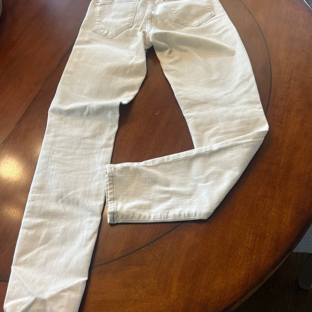 Jeans - Picture 1 of 3